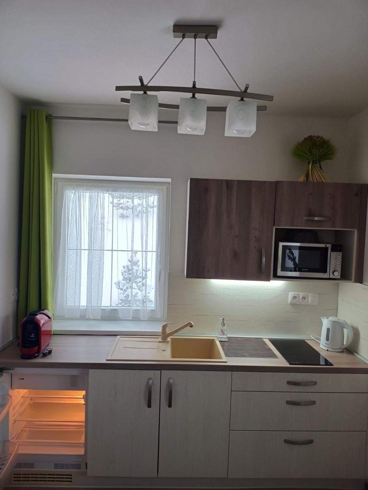 Apartman Grun -Vratna-Paseky Žilina Exterior foto
